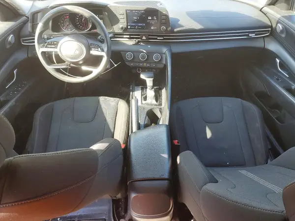 KMHLM4AG7NU229145 2022 HYUNDAI ELANTRA - Image 8