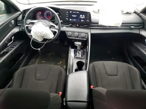 KMHLM4AG7NU229694 2022 HYUNDAI ELANTRA - Image 8