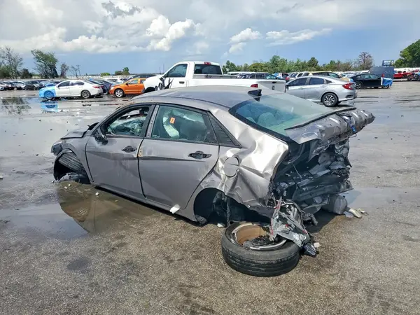 KMHLM4AG7NU238864 2022 HYUNDAI ELANTRA - Image 2