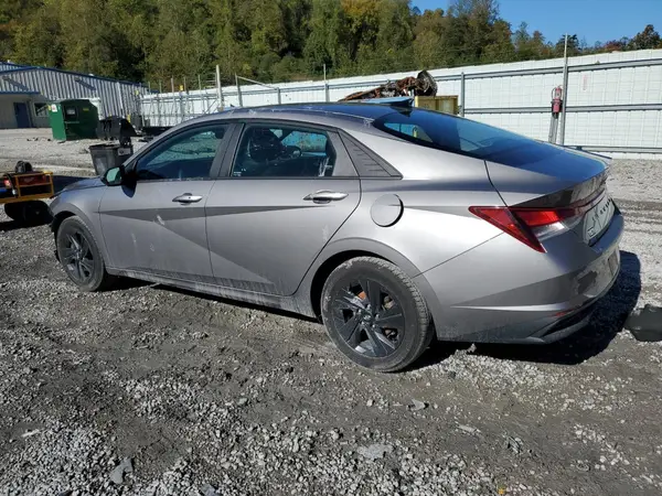 KMHLM4AG7NU240792 2022 HYUNDAI ELANTRA - Image 2