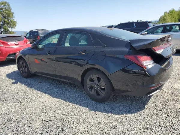 KMHLM4AG7NU243840 2022 HYUNDAI ELANTRA - Image 2