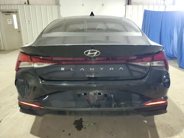 2022 HYUNDAI ELANTRA auction photo 6