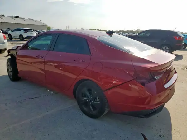 KMHLM4AG7NU253722 2022 HYUNDAI ELANTRA - Image 2
