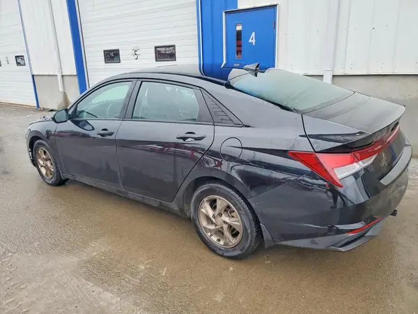 KMHLM4AG7NU278085 2022 HYUNDAI ELANTRA - Image 2