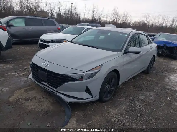 KMHLM4AG7NU284890 2022 HYUNDAI ELANTRA - Image 2