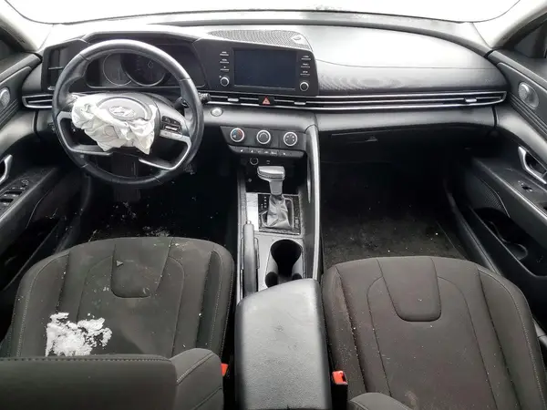 KMHLM4AG7NU285425 2022 HYUNDAI ELANTRA - Image 8