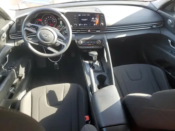 KMHLM4AG7NU307164 2022 HYUNDAI ELANTRA - Image 8