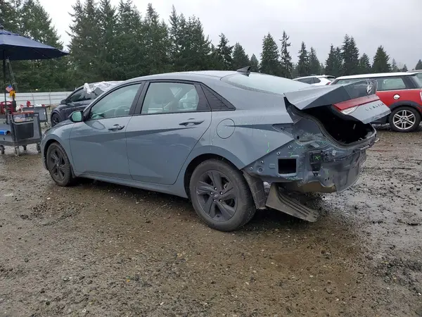 KMHLM4AG7NU307441 2022 HYUNDAI ELANTRA - Image 2