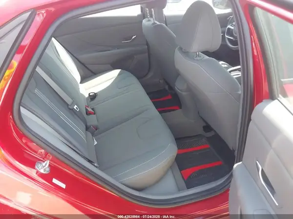 KMHLM4AG7NU321016 2022 HYUNDAI ELANTRA - Image 8