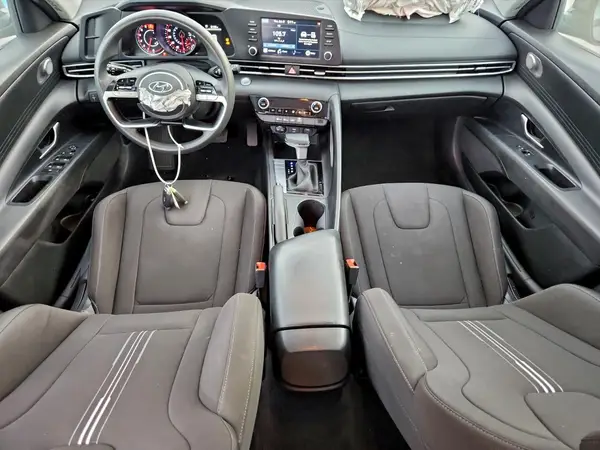 KMHLM4AG7NU321713 2022 HYUNDAI ELANTRA - Image 8