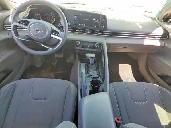 KMHLM4AG7NU322084 2022 HYUNDAI ELANTRA - Image 8