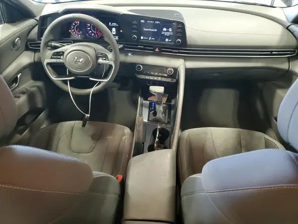 KMHLM4AG7NU322652 2022 HYUNDAI ELANTRA - Image 8