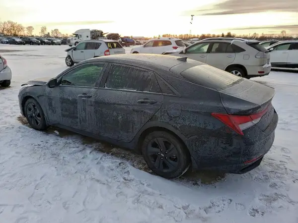 KMHLM4AG7NU326703 2022 HYUNDAI ELANTRA - Image 2