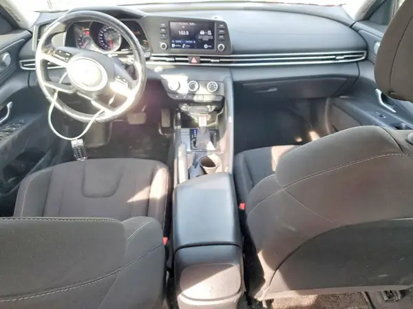 KMHLM4AG7NU328001 2022 HYUNDAI ELANTRA - Image 8