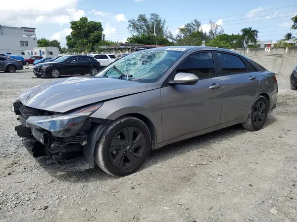 KMHLM4AG7NU333697 2022 HYUNDAI ELANTRA - Image 1