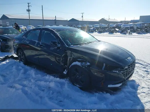 KMHLM4AG7NU335711 2022 HYUNDAI ELANTRA - Image 1