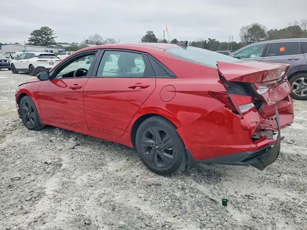 KMHLM4AG7NU339824 2022 HYUNDAI ELANTRA - Image 2