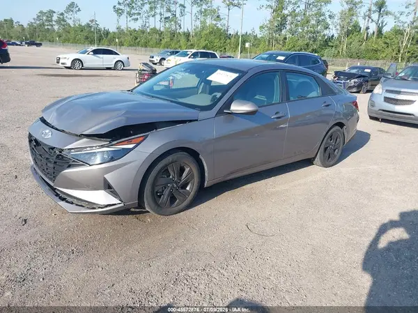 KMHLM4AG7NU351634 2022 HYUNDAI ELANTRA - Image 2