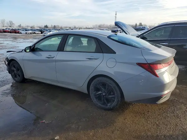 KMHLM4AG7NU353500 2022 HYUNDAI ELANTRA - Image 2