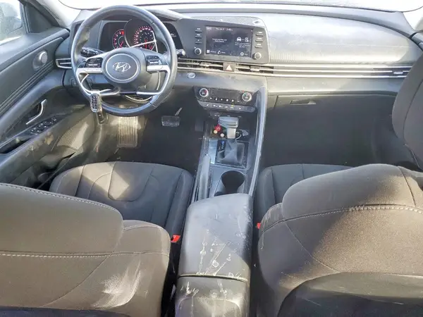 KMHLM4AG7NU353500 2022 HYUNDAI ELANTRA - Image 8