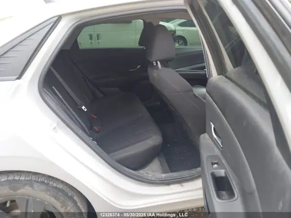 KMHLM4AG7NU355490 2022 HYUNDAI ELANTRA - Image 8