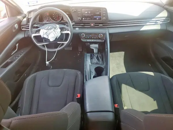 KMHLM4AG7NU358003 2022 HYUNDAI ELANTRA - Image 8