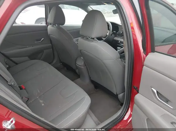 KMHLM4AG7NU358728 2022 HYUNDAI ELANTRA - Image 8