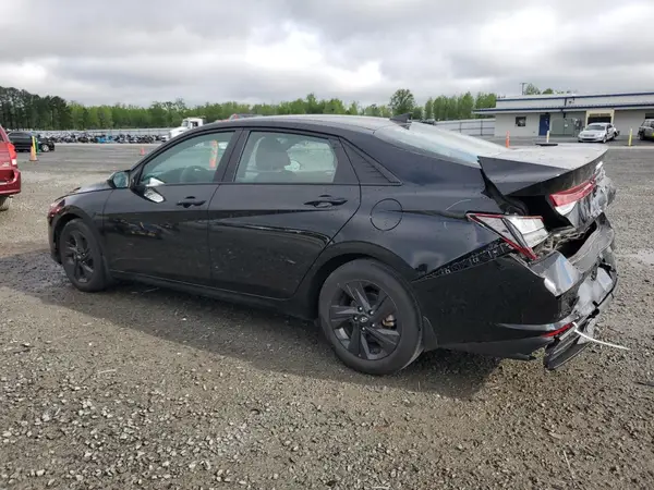 KMHLM4AG7PU371949 2023 HYUNDAI ELANTRA - Image 2