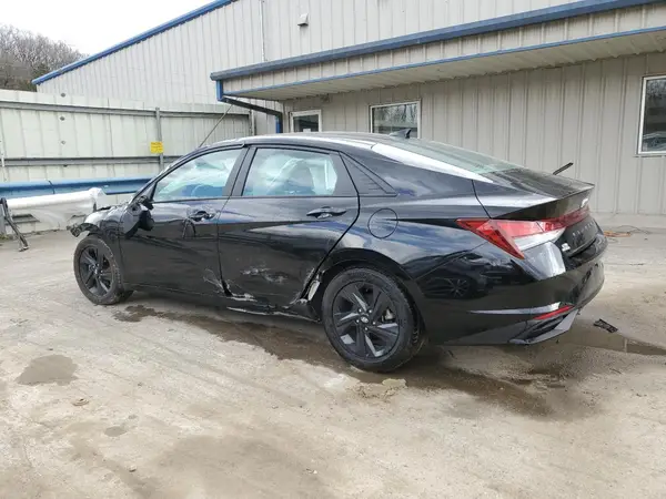 KMHLM4AG7PU375502 2023 HYUNDAI ELANTRA - Image 2