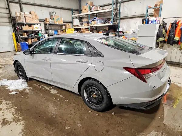 KMHLM4AG7PU379601 2023 HYUNDAI ELANTRA - Image 2