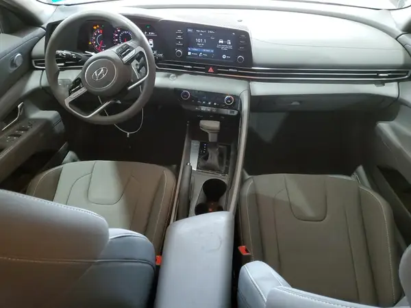 KMHLM4AG7PU383437 2023 HYUNDAI ELANTRA - Image 8