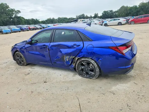 KMHLM4AG7PU384930 2023 HYUNDAI ELANTRA - Image 2
