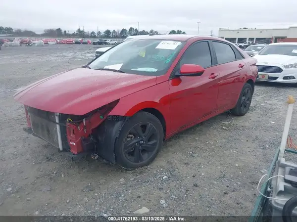 KMHLM4AG7PU387665 2023 HYUNDAI ELANTRA - Image 2