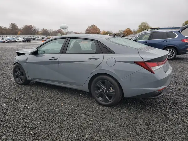 KMHLM4AG7PU392381 2023 HYUNDAI ELANTRA - Image 2