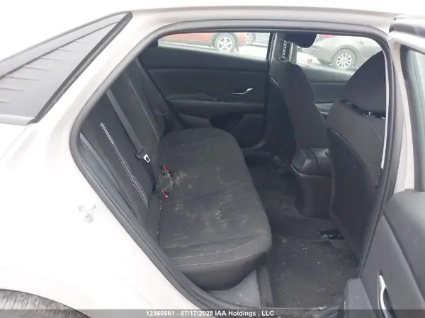 KMHLM4AG7PU406716 2023 HYUNDAI ELANTRA - Image 8