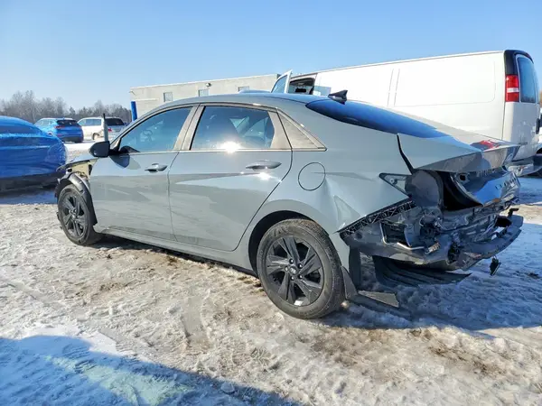 KMHLM4AG7PU413987 2023 HYUNDAI ELANTRA - Image 2