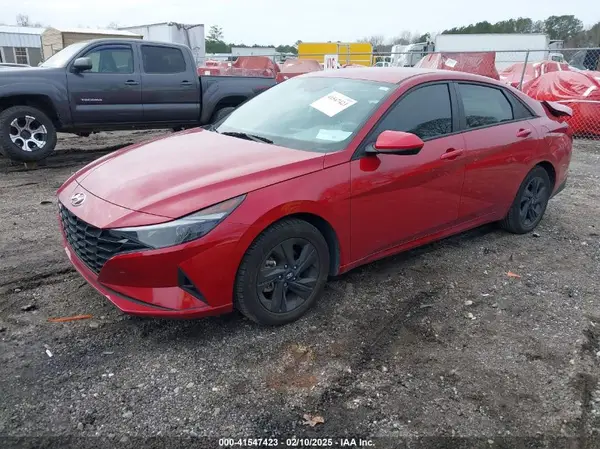 KMHLM4AG7PU414962 2023 HYUNDAI ELANTRA - Image 2