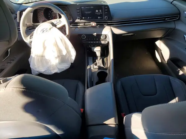 KMHLM4AG7PU415545 2023 HYUNDAI ELANTRA - Image 8