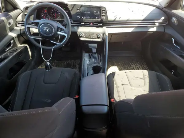 KMHLM4AG7PU415772 2023 HYUNDAI ELANTRA - Image 8