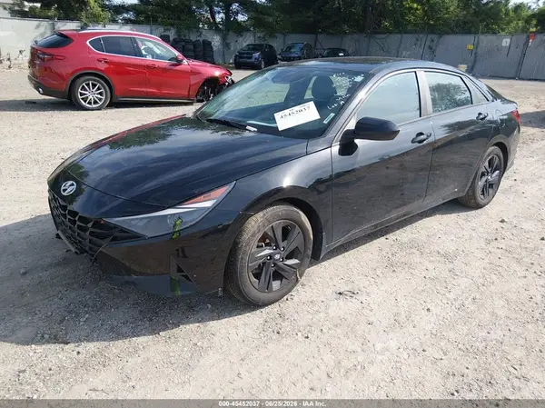 KMHLM4AG7PU424116 2023 HYUNDAI ELANTRA - Image 2