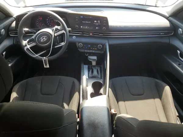 KMHLM4AG7PU424830 2023 HYUNDAI ELANTRA - Image 8