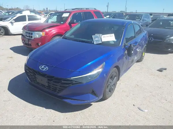 KMHLM4AG7PU433432 2023 HYUNDAI ELANTRA - Image 2