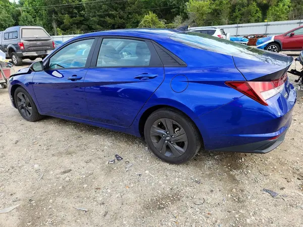 KMHLM4AG7PU468004 2023 HYUNDAI ELANTRA - Image 2