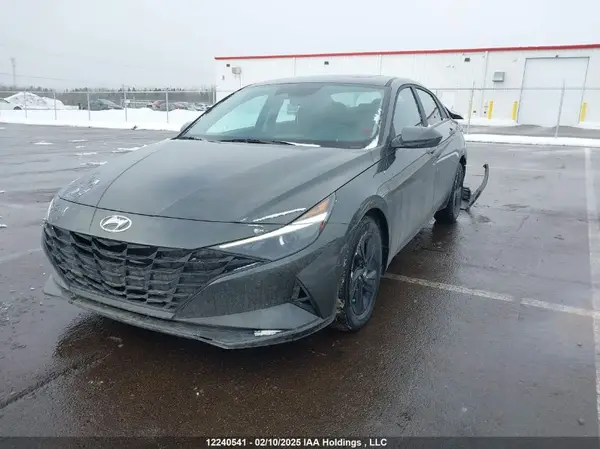 KMHLM4AG7PU477639 2023 HYUNDAI ELANTRA - Image 2