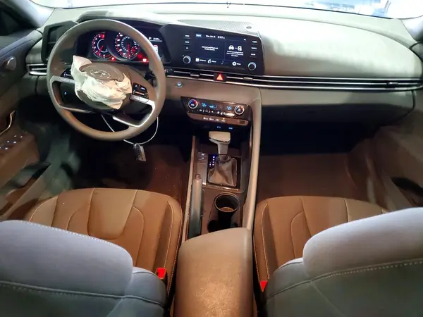 KMHLM4AG7PU480380 2023 HYUNDAI ELANTRA - Image 8