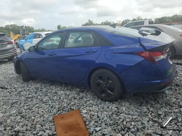 KMHLM4AG7PU485613 2023 HYUNDAI ELANTRA - Image 2