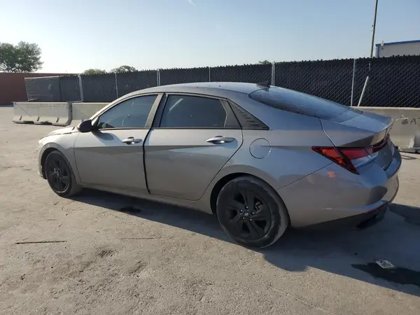 KMHLM4AG7PU487216 2023 HYUNDAI ELANTRA - Image 2