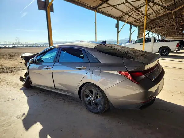 KMHLM4AG7PU496496 2023 HYUNDAI ELANTRA - Image 2