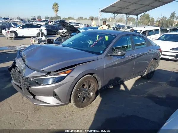 KMHLM4AG7PU497261 2023 HYUNDAI ELANTRA - Image 2