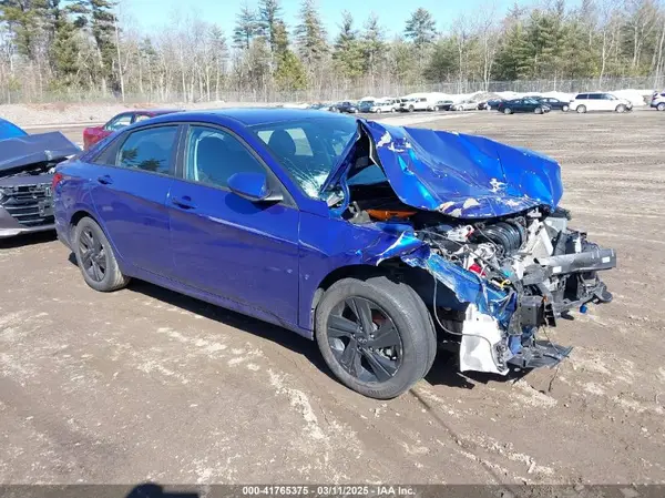 KMHLM4AG7PU513720 2023 HYUNDAI ELANTRA - Image 1